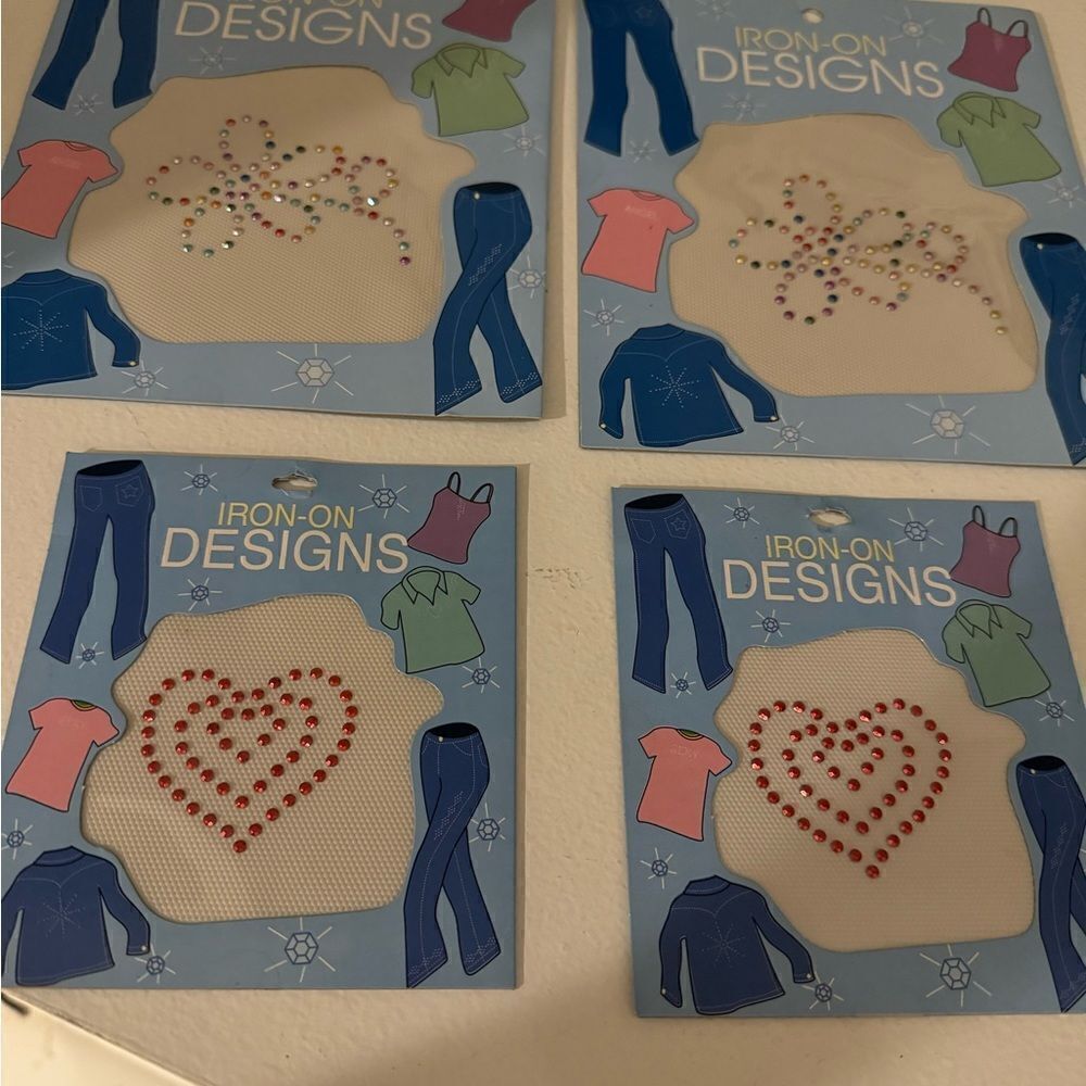 Iron on Designs 2 hearts & 2 Flowers
